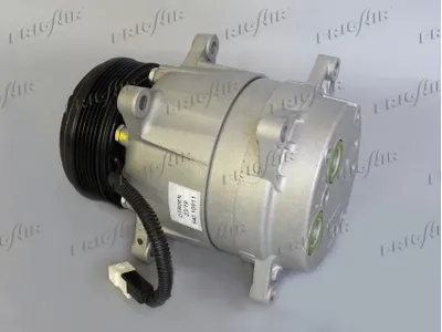Compresseur, climatisation Peugeot 406 · Peugeot 406 Break