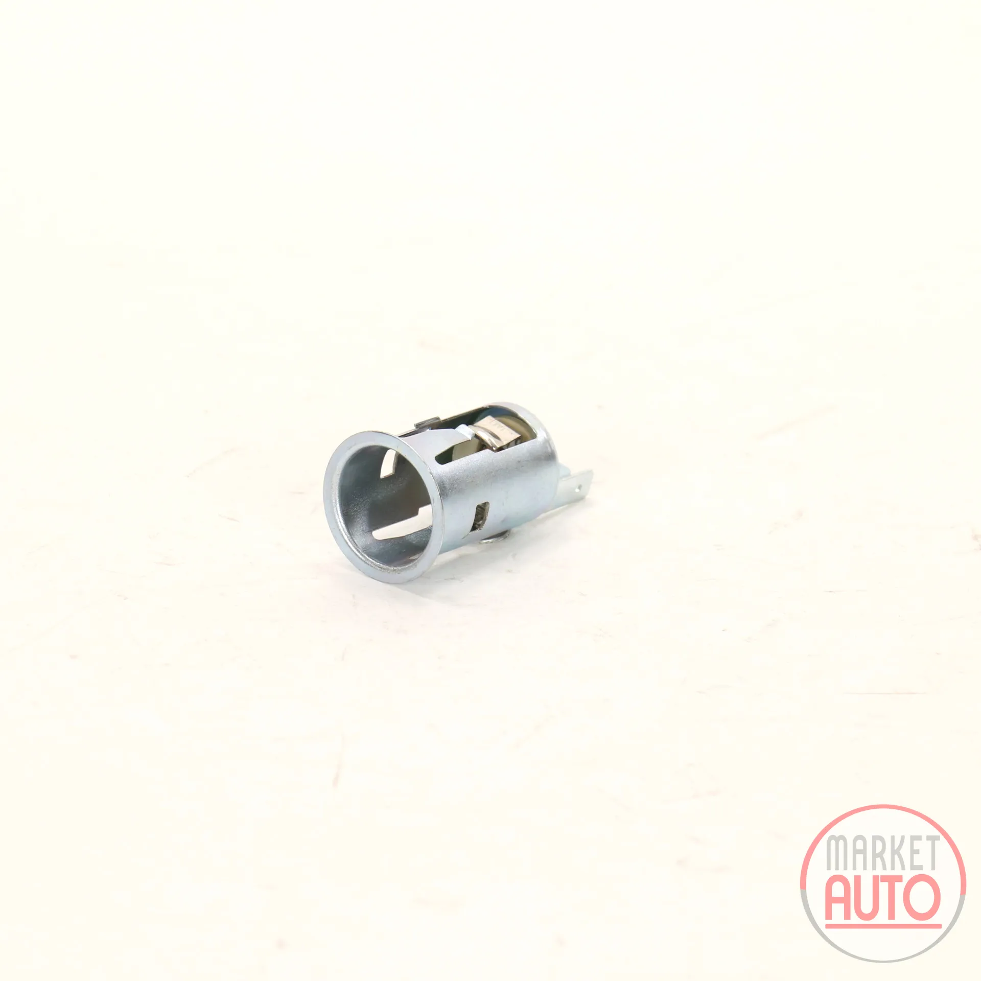 Basic electric cylinder cigarette.
