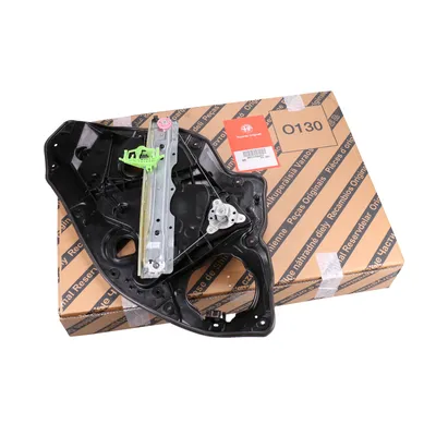 Manual window lifter rear right