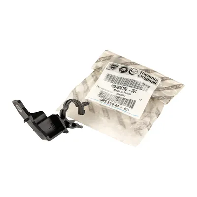 Holder for the compressor line