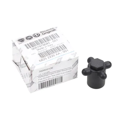 Spare wheel fixing nut