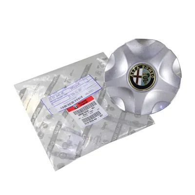 Wheel hub cap