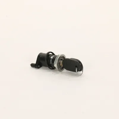 Cylinder lock for door lock cylinder left
