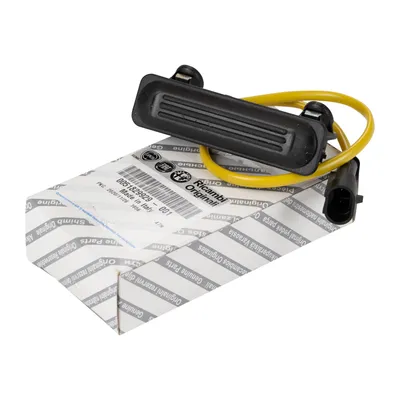 Manual operation sensor for the rear door handle