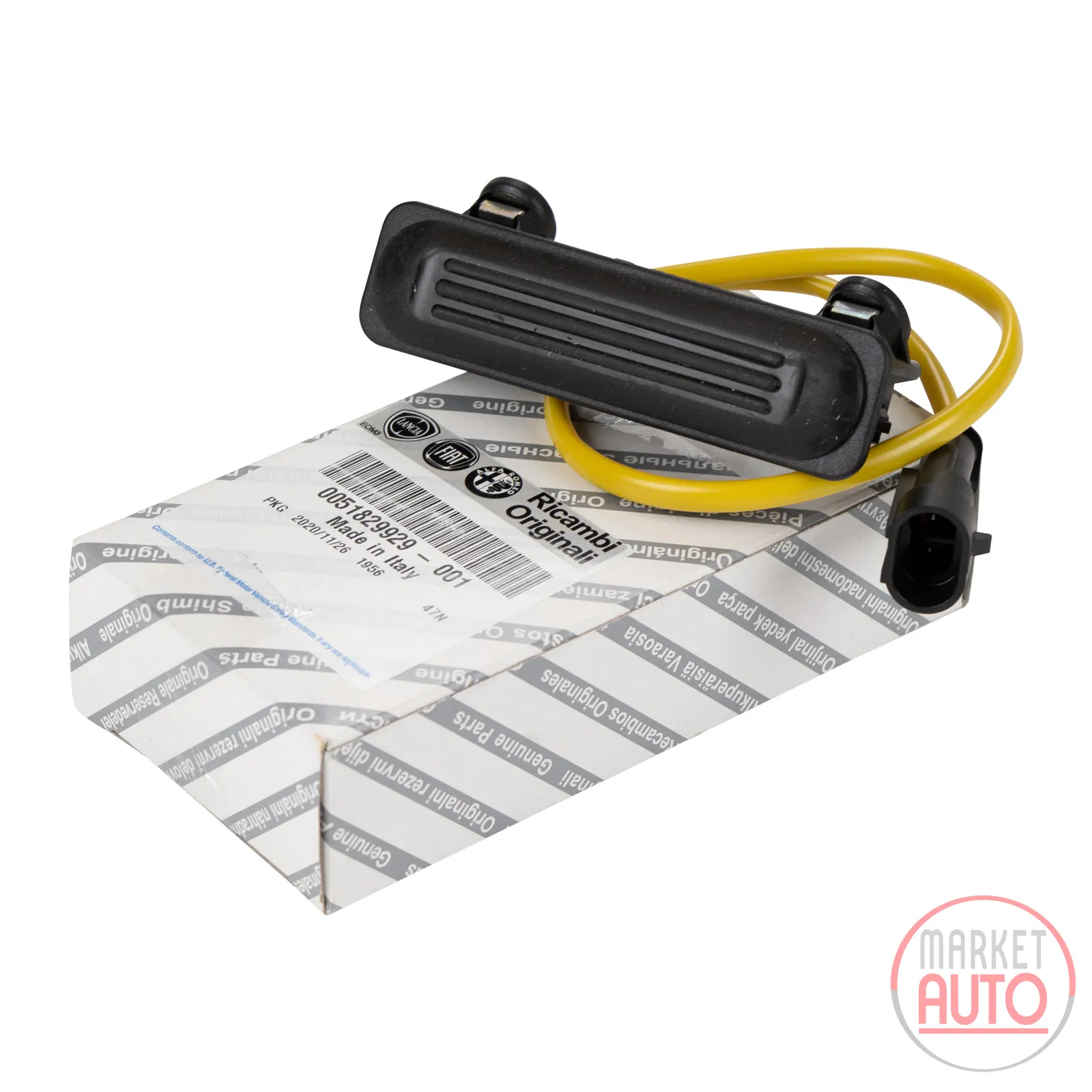 Manual operation sensor for the rear door handle