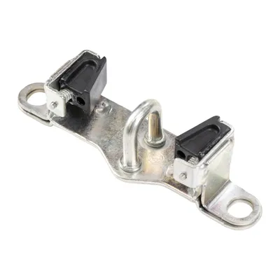 Door catch strap rear bottom