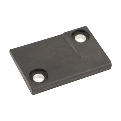 Plate covering rear door bottom