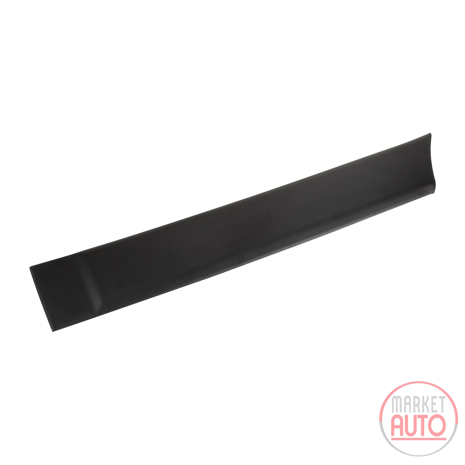 Bumper strip on rear left wheel arch