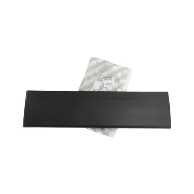 Trim strip right outside