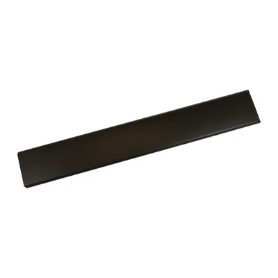Trim strip left 3rd part