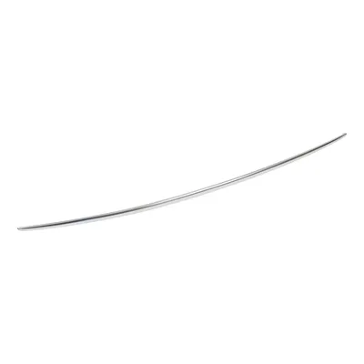 Tailgate trim strip