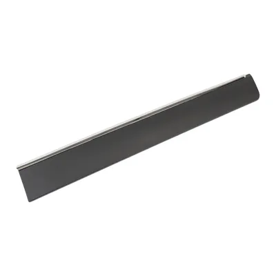Front right trim strip