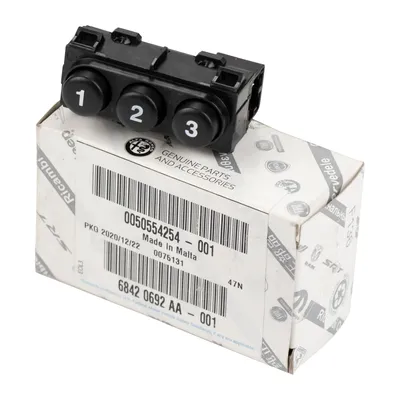 Seat adjuster, seat adjuster storage