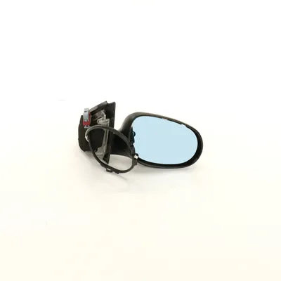Right exterior mirror electrically adjustable