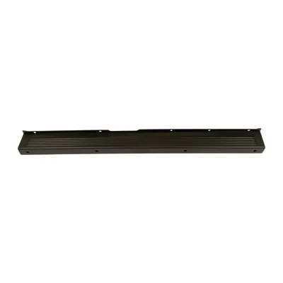 Rear center bumper
