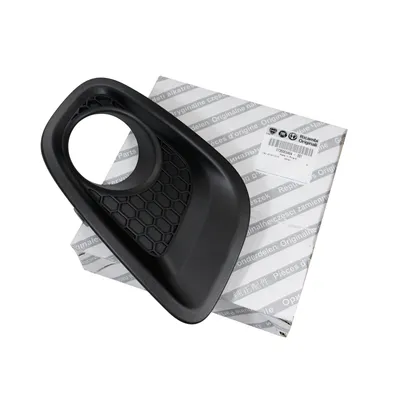 Trim bumper front right fog light