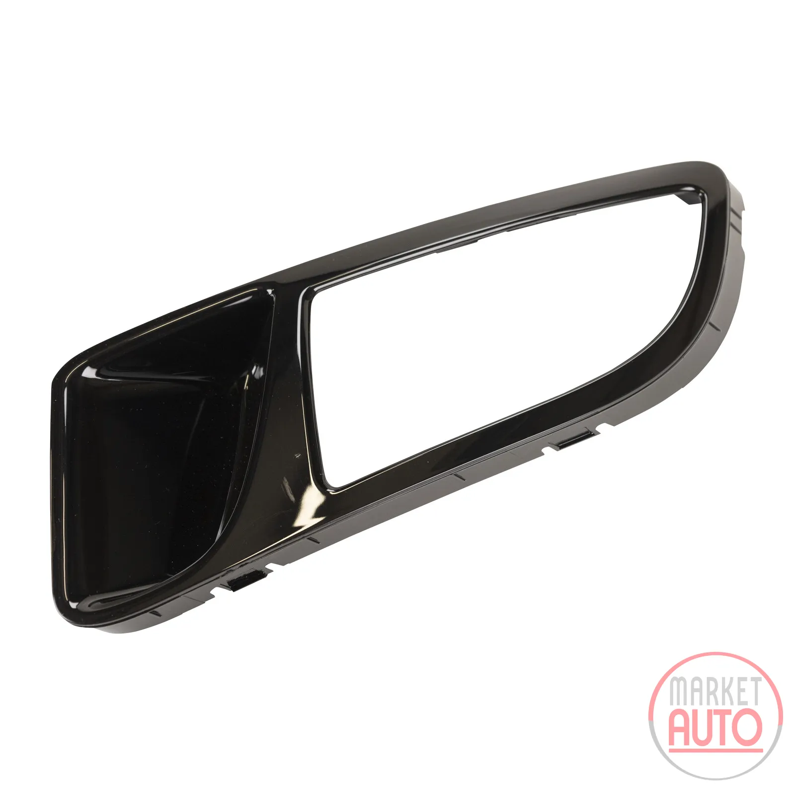 Cover cap on the front bumper left
