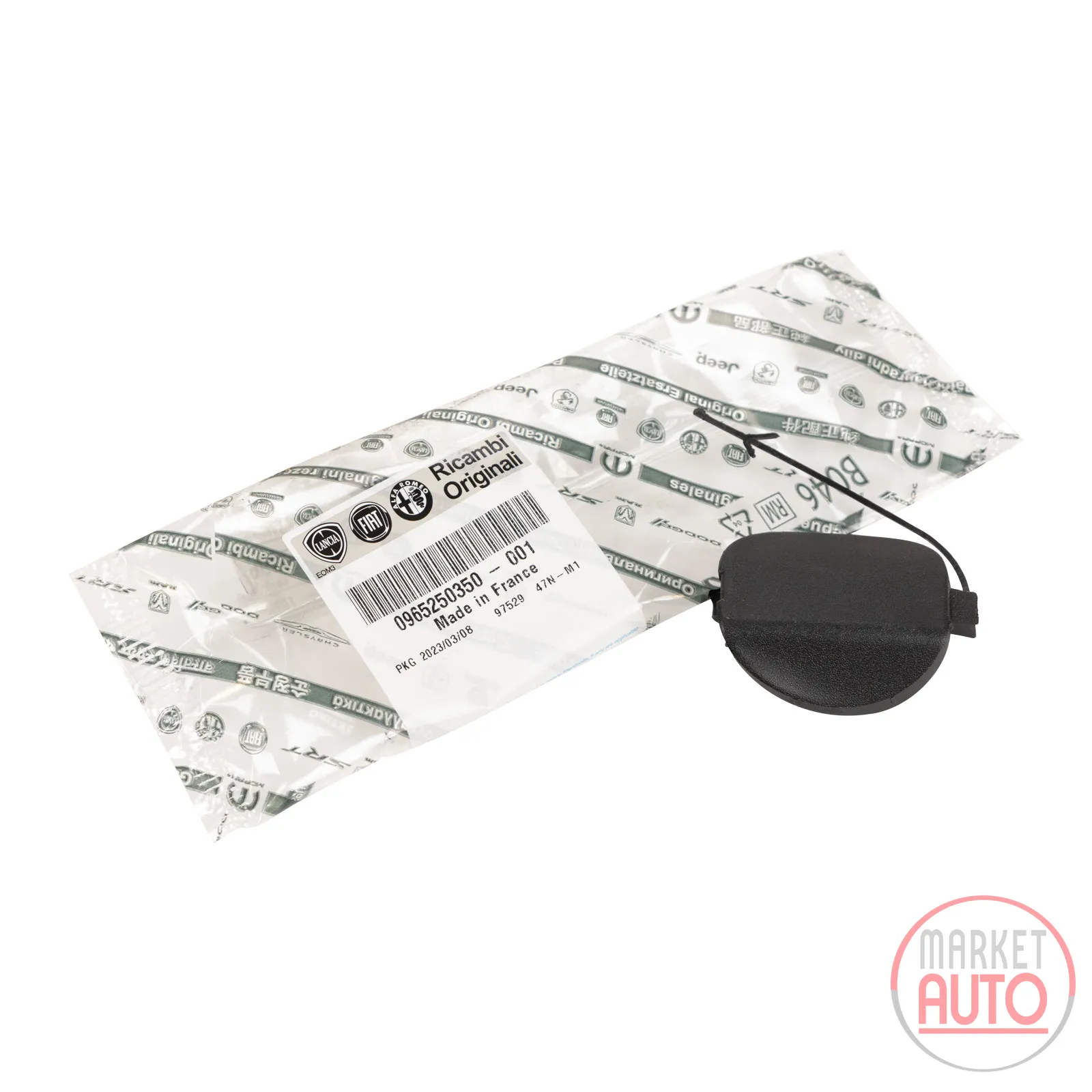 Cover cap for the front bumper
