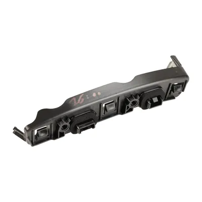 Rear bumper bracket