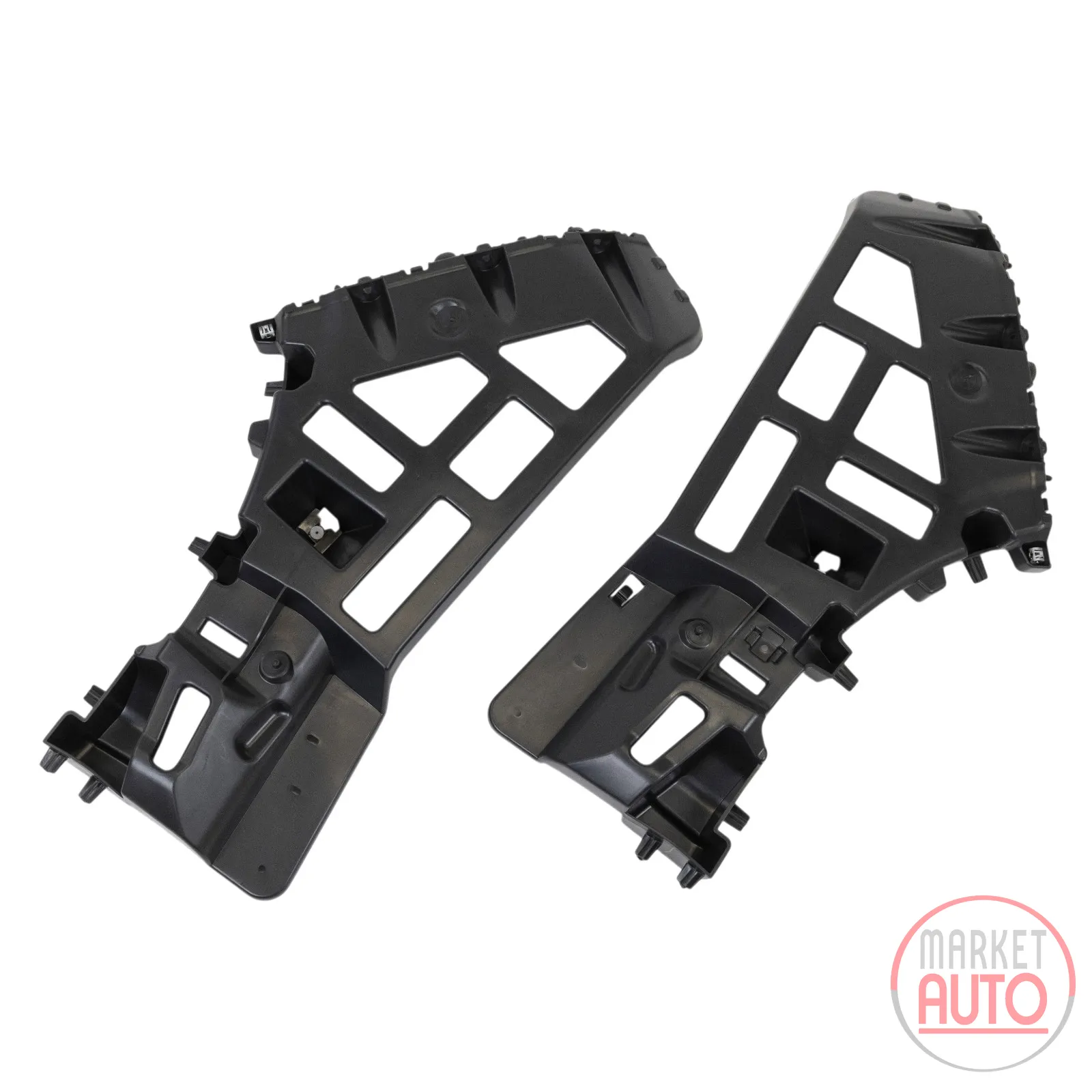 Reinforcement for the rear bumper corners