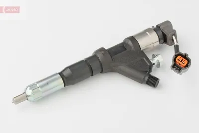 Diesel injector new (Denso-OEM)-PLW