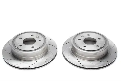 Disque de frein de sport fixé à l'essieu arrière perforé + slotté + ventilé à l'intérieur Opel