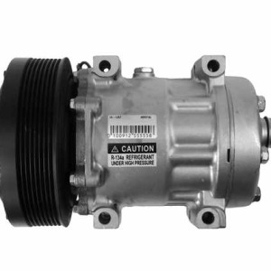 Compresseur, climatisation FORD,NEW HOLLAND 317008A3