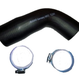 Tuyau d&rsquo;admission du chargeur 1366746080