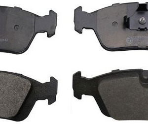 Plaquettes de frein GDB1100