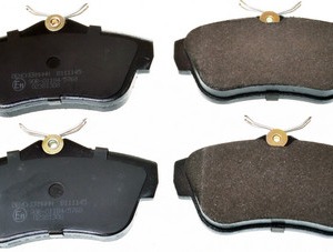Plaquettes de frein GDB1740