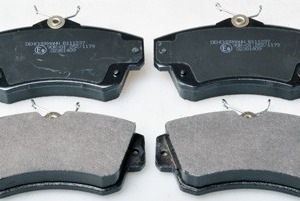 Plaquettes de frein GDB4118
