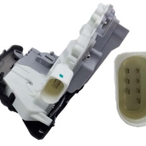 Serrure de porte 8K0839016A