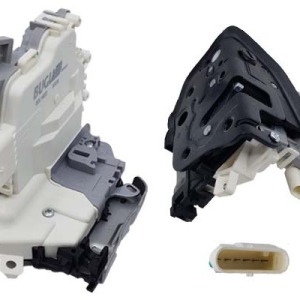 Serrure de porte 8K0839015D