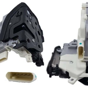 Serrure de porte 8K0839016D