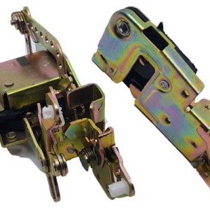 Serrure de porte 701837015D