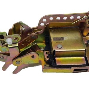 Serrure de porte 701837016E