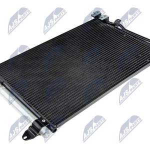 PLAINTES CONCERNANT LE CONDENSEUR DU CLIMATISEUR, CCS-HY-040 /97606-1P200