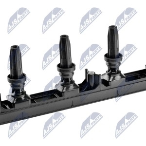 PLAINTES CONCERNANT LE CONDENSEUR DU CLIMATISEUR, CCS-TY-014 /8846060240