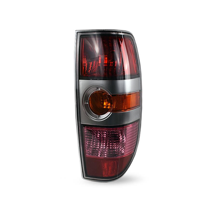 UR56-51-150D, Feu arrière droit