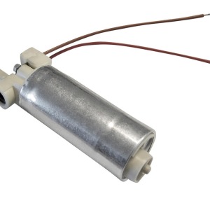 08 15 008, Pompe à carburant