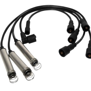 16 12 551, Jeu de câbles d&rsquo;allumage