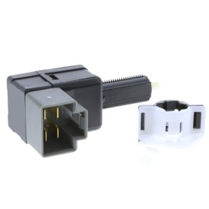 93810-3S000, Interrupteur de feu stop